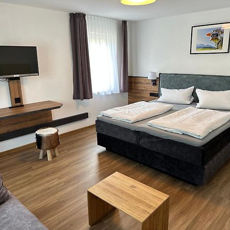 Zum Bayrischen Wirt Hotell Maierhöfen Eksteriør bilde