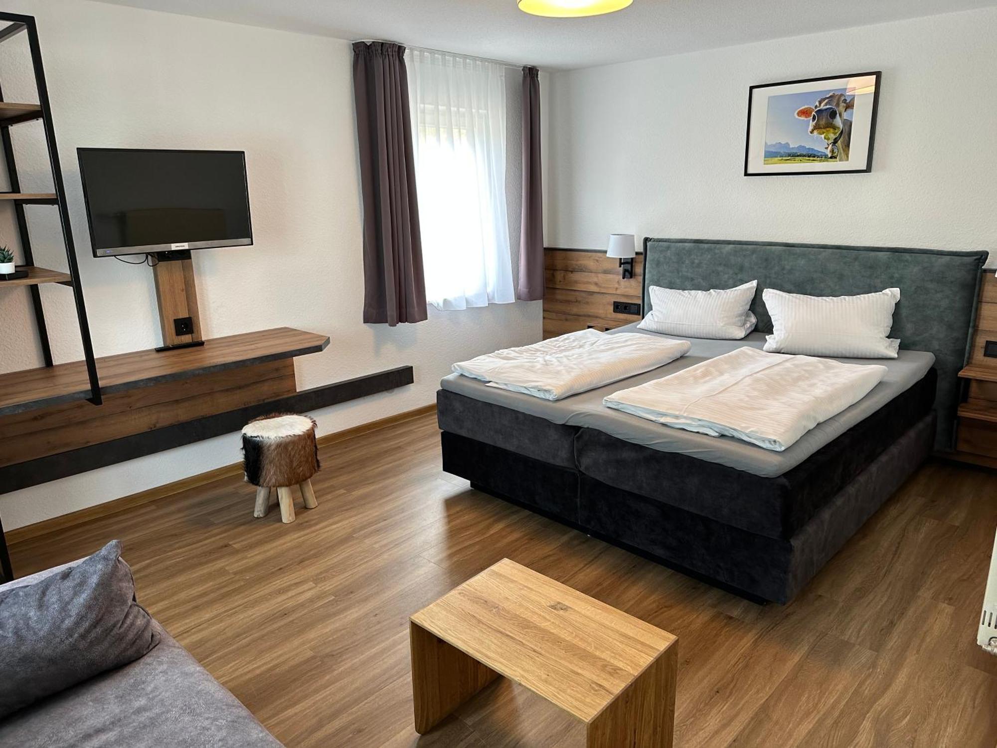 Zum Bayrischen Wirt Hotell Maierhöfen Eksteriør bilde